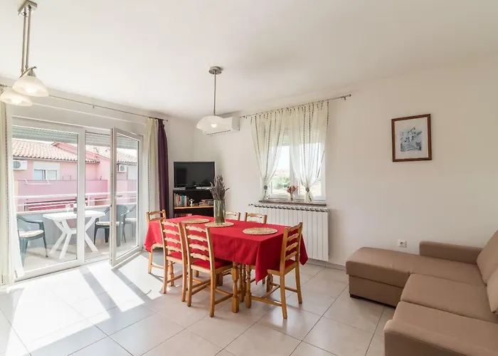 Antonija * Πούλα